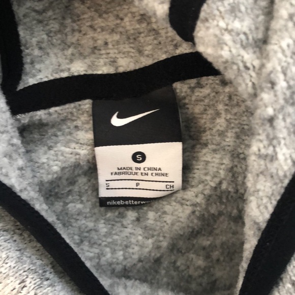 NIKE Womens small fleece hoodie therma fit - Picture 5 of 6